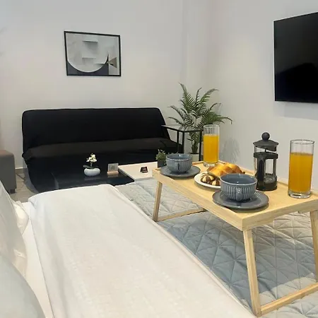 Eva Maria - The Number 5 - 2 Bedrooms